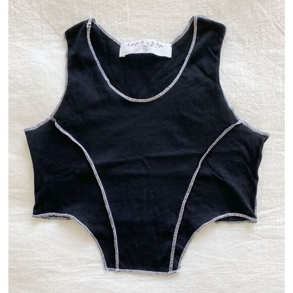 NWOT LF EMMA & SAM Overlock Handkerchief Tank Top - Picture 3 of 4